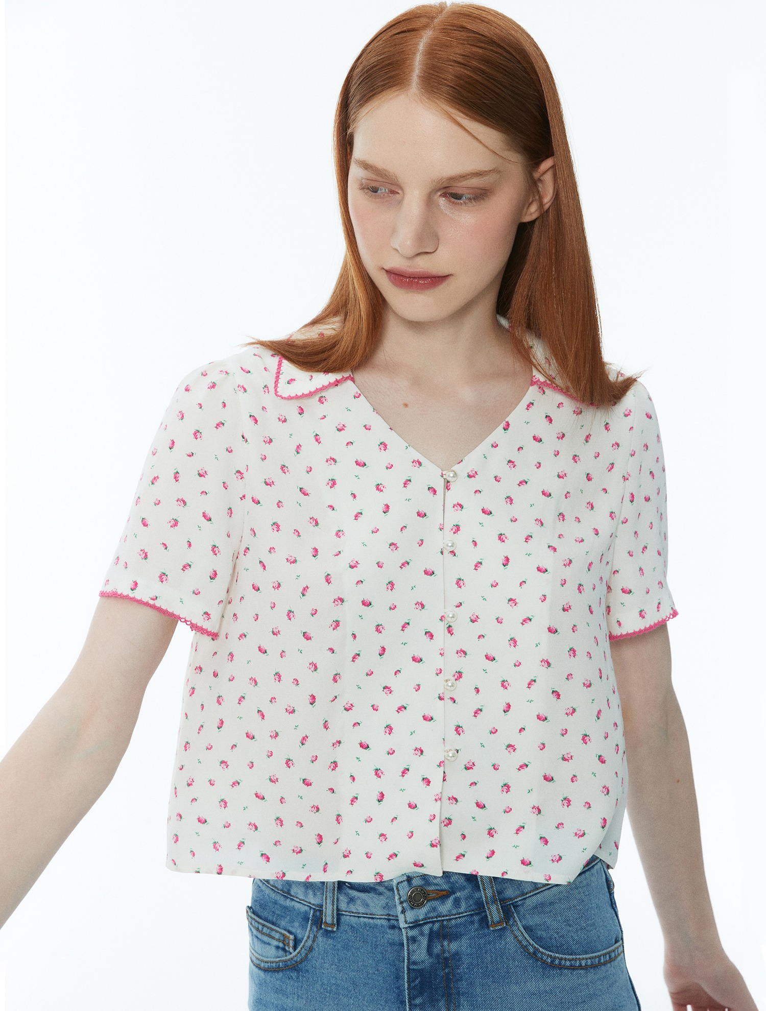 [임지연 착용] Flower v-neck blouse 002 White
